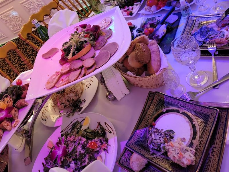 Emir Palace food
